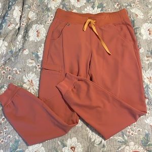 Figs small coral Zamora Joggers and Casma top barely worn